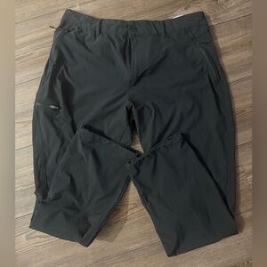 Columbia Black Hiking Pants Men’s 36/46 – Omni-Shield Quick Dry Outdoor